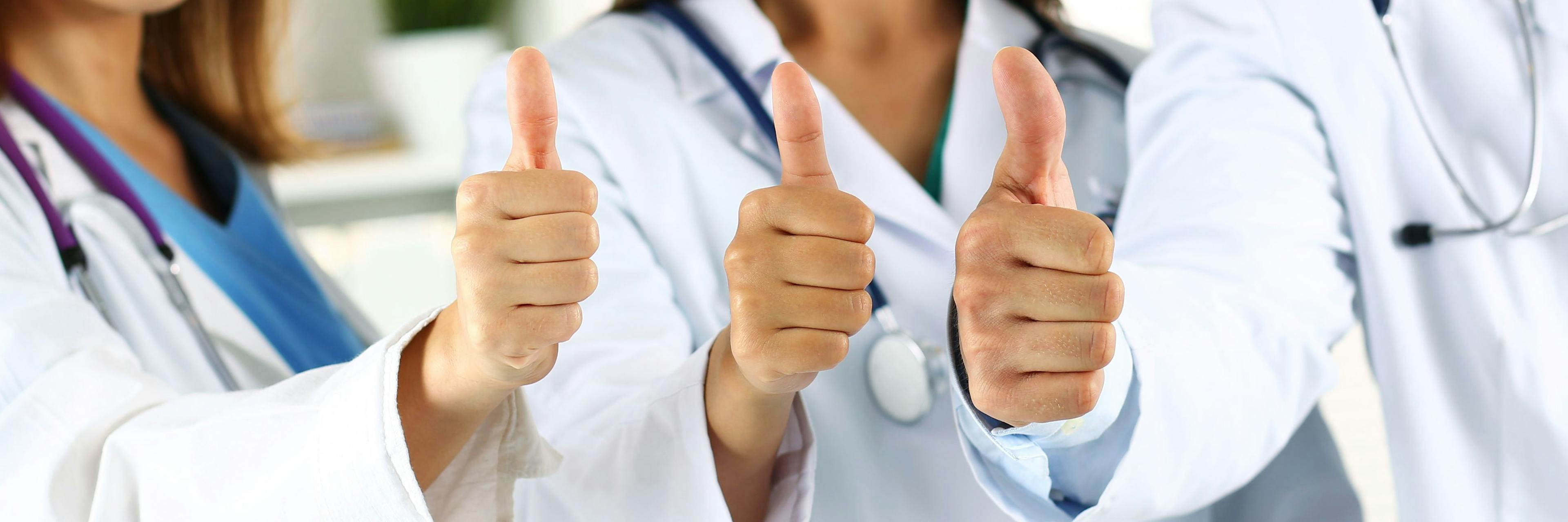 doctors thumbs up