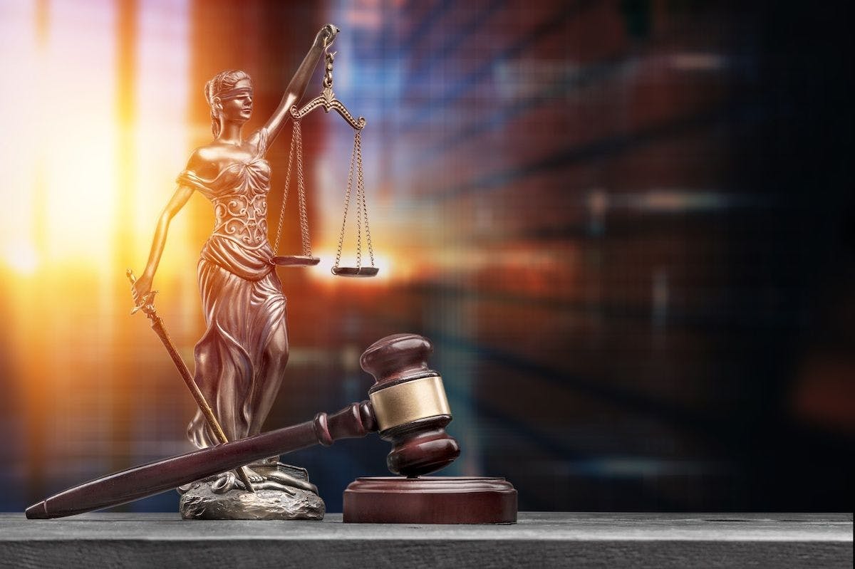 attorney balance advocate: © BillionPhotos.com - stock.adobe.com