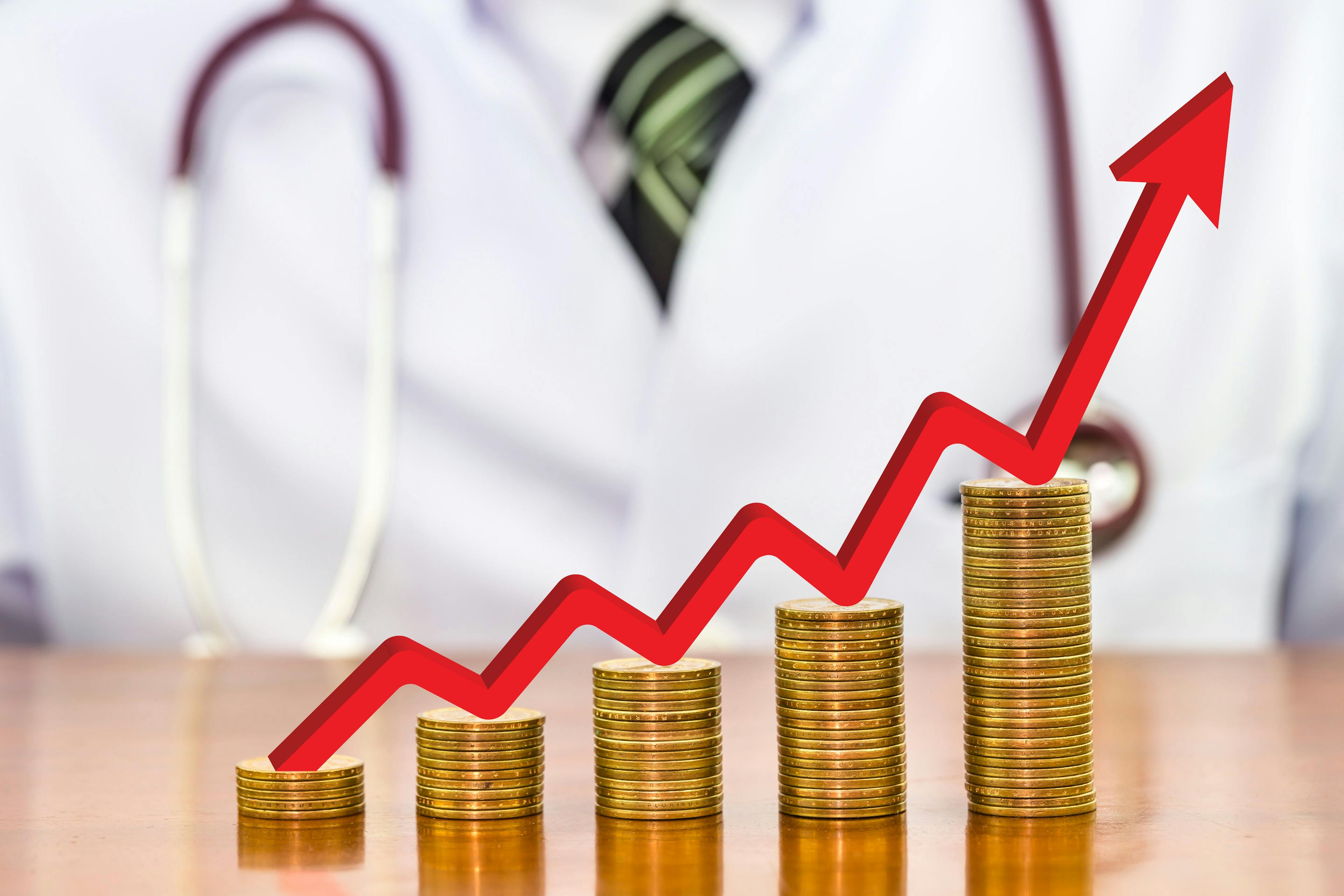 Trends in buying and selling medical practices: ©holwichaikawee - stock.adobe.com