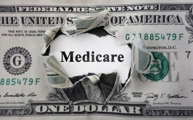 Physicians facing another Medicare Fee Schedule cut: ©Zimmytws - stock.adobe.com