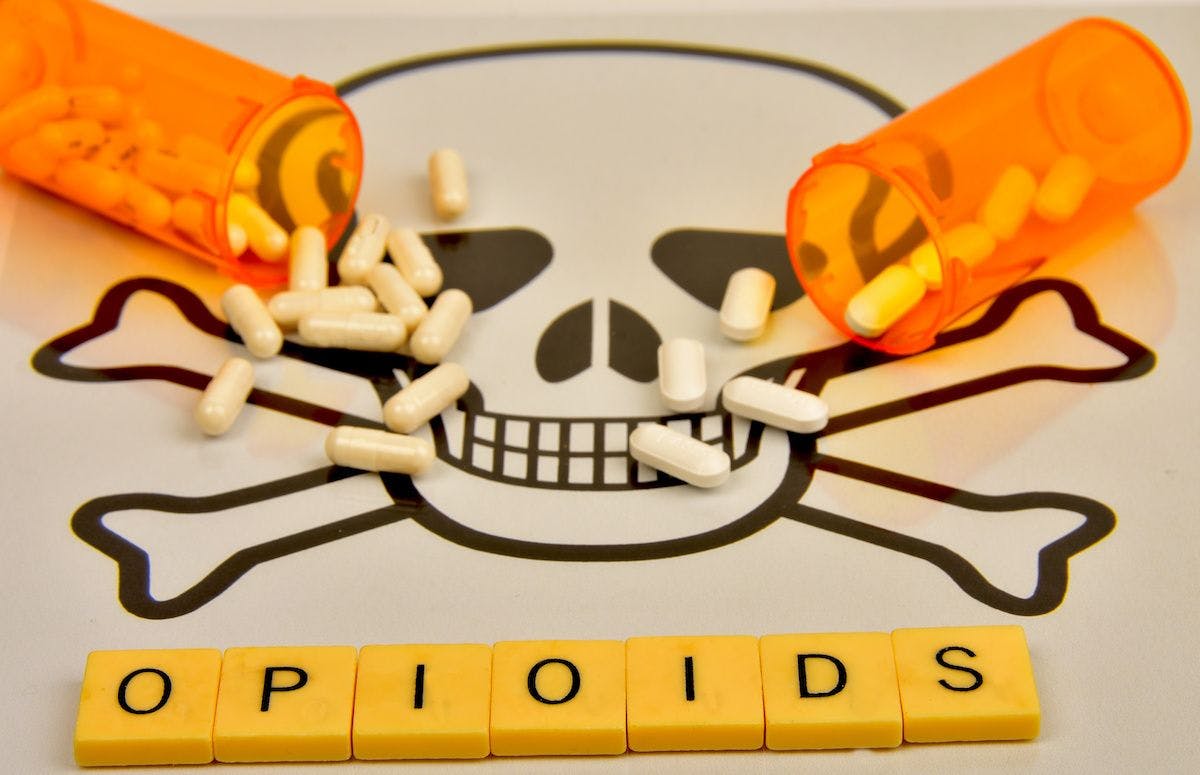 signs and symbols opioid abuse © tom - stock.adobe.com