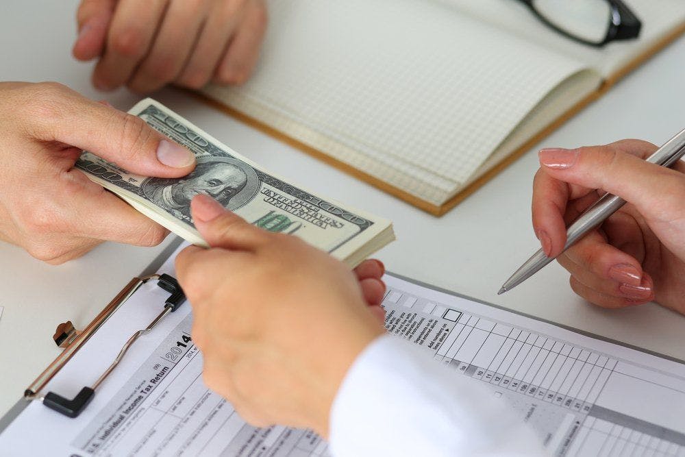 Primary care physician pay up 2.13% in 2021, still lower than specialists
