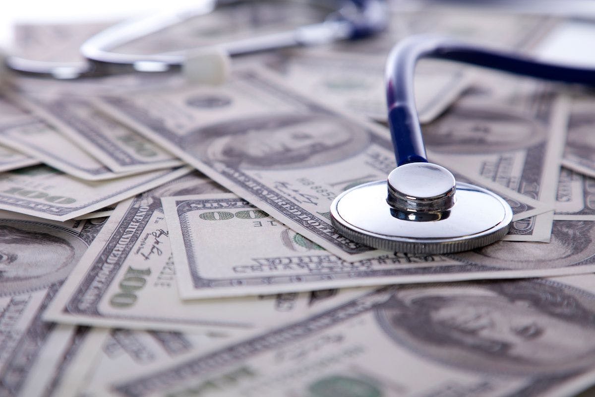 The price of good health care service: © Helder Almeida - stock.adobe.com
