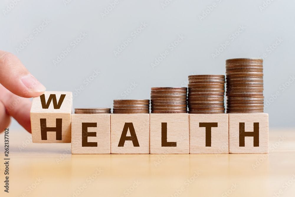 Blocks spelling "health" and "wealth"  ©Monster Ztudio stock.adobe.com